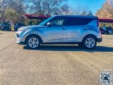 Used 2022 Kia Soul LX image 5