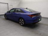 Used 2023 Hyundai Elantra SEL w/ Convenience Package image 3