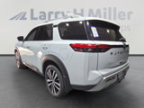 New 2025 Nissan Pathfinder Platinum image 3