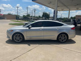 Used 2017 Ford Fusion SE w/ Equipment Group 201A image 4