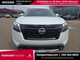 New 2025 Nissan Pathfinder SL image 2