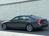 Used 2017 BMW 750i image 2