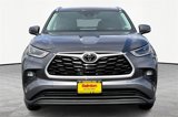 Used 2021 Toyota Highlander XLE image 3