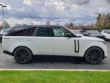 New 2025 Land Rover Range Rover Long Wheelbase SE image 4