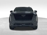 Used 2025 Cadillac Escalade Premium Luxury image 2