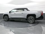 New 2025 Chevrolet Silverado EV RST image 4