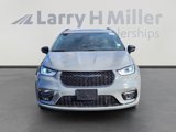 New 2025 Chrysler Pacifica Limited image 5