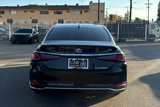 Used 2022 Lexus ES 300h w/ Premium Package image 6