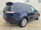 Used 2018 Land Rover Discovery SE image 3
