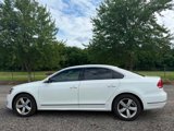 Used 2014 Volkswagen Passat TDI SEL Premium image 2