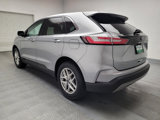 Used 2023 Ford Edge SEL image 5