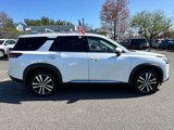 Used 2025 Nissan Pathfinder Platinum w/ Cargo Package image 4