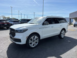 New 2025 Lincoln Navigator Reserve image 3