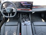 New 2026 BMW i5 eDrive40 w/ M Sport Package image 3
