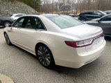 Used 2017 Lincoln Continental Select w/ Climate Package image 3