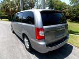 Used 2016 Chrysler Town & Country Touring image 5
