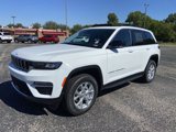New 2023 Jeep Grand Cherokee Limited w/ Luxury Tech Group II image 4