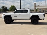 Used 2022 Toyota Tacoma TRD Off-Road image 4