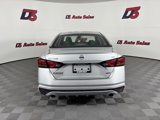 Used 2022 Nissan Altima 2.5 SV w/ SV Premium Package image 5