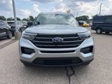 Certified 2023 Ford Explorer XLT image 2