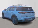 New 2025 Nissan Pathfinder SL image 3