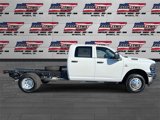 New 2026 RAM 3500 Tradesman w/ Chrome Appearance Group image 2