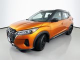 Used 2023 Nissan Kicks SR image 3