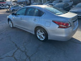 Used 2015 Nissan Altima 2.5 SL w/ Technology Package image 3