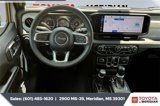 Used 2024 Jeep Wrangler Sahara image 5