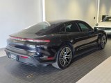Used 2023 Porsche Taycan image 5