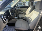 Used 2023 Kia Soul LX w/ LX Technology Package image 6