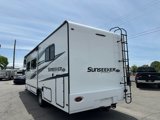 Used 2022 Ford E-450 and Econoline 450 Super Duty w/ Motorhome Prep Package image 6