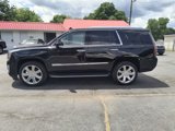 Used 2017 Cadillac Escalade Luxury image 2