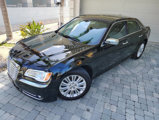 Used 2014 Chrysler 300 C image 4