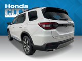 New 2025 Honda Pilot Touring image 3