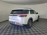 New 2025 Nissan Pathfinder SL image 4