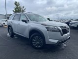New 2025 Nissan Pathfinder SV image 2