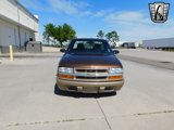 Used 2000 Chevrolet S10 Pickup LS w/ Preferred Equipment Group image 2