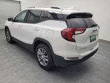 Used 2023 GMC Terrain SLT image 3