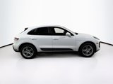 Used 2023 Porsche Macan image 4
