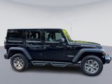 Used 2017 Jeep Wrangler Unlimited Rubicon w/ Connectivity Group image 2