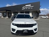 Used 2023 Jeep Grand Cherokee Altitude image 2