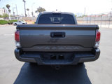 Used 2017 Toyota Tacoma TRD Off-Road image 5