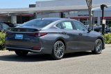 New 2025 Lexus ES 300h w/ Premium Package image 4