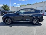 Used 2024 BMW X5 sDrive40i w/ M Sport Package image 2