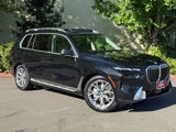 Used 2025 BMW X7 xDrive40i w/ Premium Package image 3