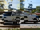 Used 2022 Jaguar F-PACE SVR image 4