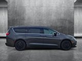 Used 2020 Chrysler Voyager L image 4