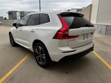 Used 2020 Volvo XC60 T6 Momentum image 5