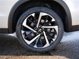 New 2025 Mitsubishi Outlander SE image 3